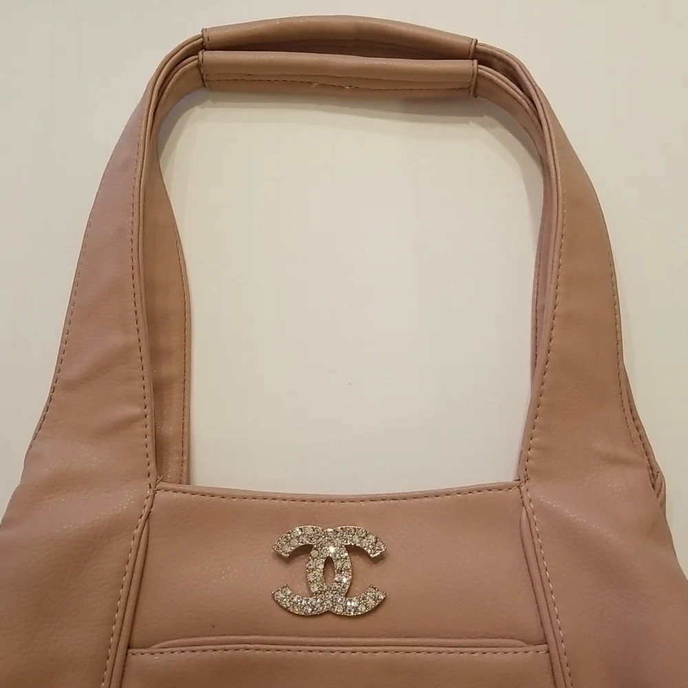 Vintage Nine West | Soft pink hobo bag